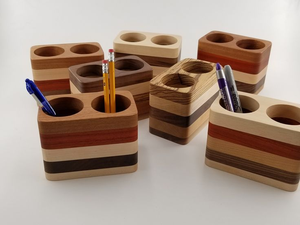 Porte-stylos en bois de style moderne, fait main, en bois massif naturel, organisateur de bureau au design durable pour le bureau, la maison, la salle d'étude - Personnalisable - Product Image 6