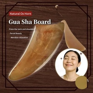 Masseur facial écologique en corne de buffle ILAHI, planche Gua Sha ovale polie, forme ovale, Uttar Pradesh, pour lifting et raclage du visage, style antique - Product Image 4