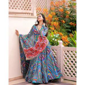 Lehenga-Choli à imprimé numérique spécial Navratri pour costumes d'anime et vêtements de scène - Product Image 6