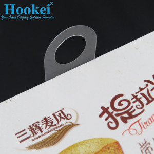 Lengüetas colgantes transparentes autoadhesivas Lengüetas colgantes de gancho Agujero redondo Etiquetas colgantes adhesivas de alta resistencia para pantallas minoristas - Product Image 3