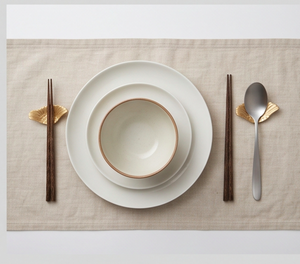 Reposacucharas de metal dorado mate con forma de hoja de ginkgo, soporte para cubiertos, perfecto para uso en la mesa. - Product Image 3