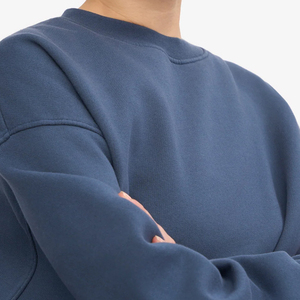 Sudadera transpirable para mujer, tejido de mezcla de algodón suave, corte holgado, sensación aireada, perfecta para uso casual en invierno y a precios asequibles. - Product Image 5