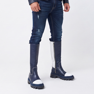 Botas de cuero para hombre con cremallera lateral hasta la rodilla, OEM, estilo urbano, botines largos de cuero, logotipo personalizado, botas de cuero de negocios para hombre hasta la rodilla - Product Image 1