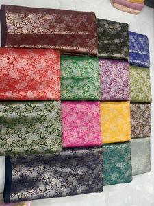 Tela Brocada Jacquard de Seda Banaras No Tejida de Primera Calidad para la Producción de Vestidos Étnicos, Saris y Accesorios para Niños y Niñas - Product Image 2