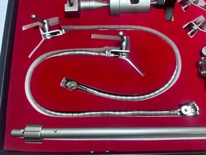 Système de fixation pour rétracteur cérébral Leyla, neuf, en acier inoxydable, instruments chirurgicaux manuels, réutilisables, autoclavables, approuvé CE ISO - Product Image 3