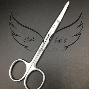 Tijera de peluquero profesional de acero inoxidable con cuchilla afilada para cortar el cabello, soporte para el pulgar sostenible - Product Image 2