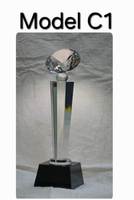 . Trophée en cristal haut de gamme avec logo personnalisé pour les récompenses d'entreprise, la reconnaissance des employés et l'excellence commerciale mondiale.