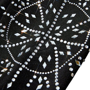 Sudadera con Capucha de Invierno de Diseño de Lujo, 100% Algodón Sólido, con Pedrería, Brillo de Diamantes, Alta Calidad - Product Image 6