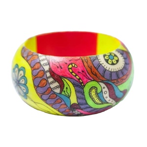 กำไลไม้พิมพ์ลายงานฝีมือวินเทจคุณภาพพรีเมียม ดีไซน์สวยงาม ขัดเงา บรรจุภัณฑ์แบบกำหนดเอง สำหรับผู้หญิงทุกโอกาส - Product Image 2