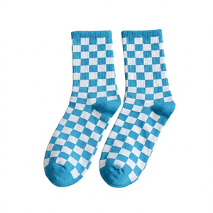 Chaussettes ras du cou à carreaux bleus et blancs en coton jacquard respirant à motif géométrique pour adulte, idéales pour l'été et le quotidien - Product Image 1