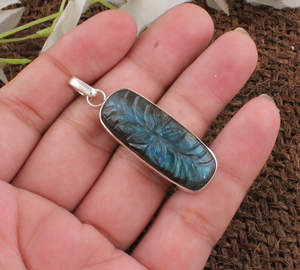 Collar de Plata de Ley 925 con Colgante Rectangular de Labradorita Natural Tallada a Mano, con Destello Azul, para Aniversario - Product Image 6