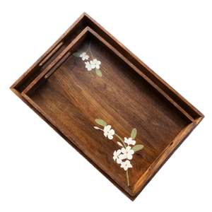 Magnifique plateau de service en bois tendance avec poignée, 18 pouces x 12 pouces x 1,75 pouces (LxLxH), motif floral peint à la main, passe au lave-vaisselle - Product Image 2