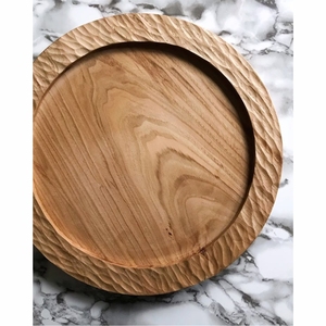 Assiettes de présentation rondes en bois en gros avec motif blanc pour la décoration de tables de mariage et de restaurants - Product Image 6