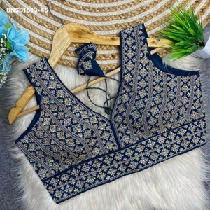 Blusa de Seda de Alta Calidad con Bordado y Lentejuelas en Patrón de Rayas, Lista para Usar y con Cuello en V, Proveedor y Exportador Mundial - Product Image 1