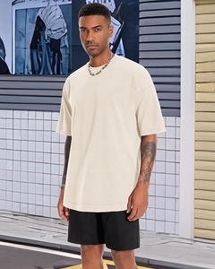 T-shirt homme premium, coupe oversize, épaules tombantes, pour un usage quotidien, t-shirt oversize tendance. - Product Image 3