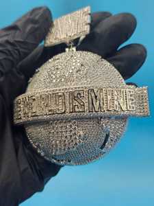 จี้เพชรโมอิสซาไนต์แบบกำหนดเอง VVS ประดับเพชรเต็มตัว จี้เงินแท้ 925 ผ่านการทดสอบเพชร จี้ตัวอักษรสองสี สไตล์ฮิปฮอป - Product Image 6