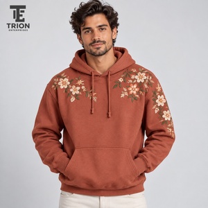 Sweat-shirt brodé pour homme tendance, alliant confort doux et broderie élégante, créant un choix polyvalent pour un style décontracté au quotidien. - Product Image 1
