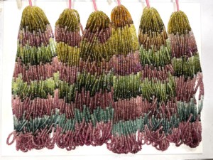 Lot de perles rondes facettées multi-tourmalines en gros au meilleur prix, brin de 16 pouces, 3-4 mm, perles de pierres précieuses en vrac pour la fabrication de bijoux - Product Image 3
