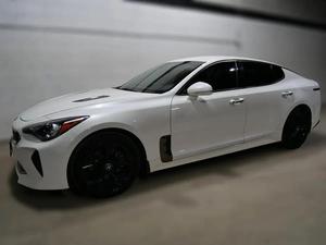 Buena Oferta para el K-ia Stinger GT2 AWD 2023 con Motor V6 Twin-Turbo y Modificaciones de Rendimiento - Product Image 2