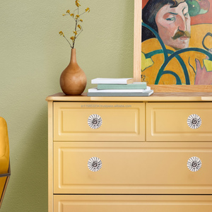 Perillas de puerta de cerámica blanca y azul hechas a mano de alta calidad, perillas de gabinete y cajón de aleación para uso en cocina y dormitorio - Product Image 3