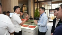 Gabinete de Almacenamiento de Joyas con RFID UHF y Gestión de Inventario en Tiempo Real, fabricado en Vietnam por Nextwaves