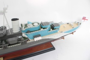 Maquette de Navire de Guerre Britannique HMS BELFAST en Bois Faite à la Main, Décoration Nautique pour la Maison, Fabriquée en Métal Laiton, Fabricant Vietnamien - Product Image 5