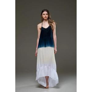 เดรสยาวผู้หญิงแบบไล่สี สายเดี่ยว ผ้าบางเบา เหมาะสำหรับใส่ไปทะเล ฤดูร้อน ดีไซน์หรูหราพลิ้วไหว - Product Image 1