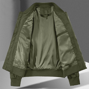 Chaqueta Cargo Estilo Vintage para Hombre – Prenda Exterior Clásica y Funcional con Diseño Atemporal y Logotipo Personalizado - Product Image 3