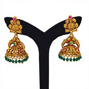 Pendientes Antiguos de Oro Sólido de 22k Hechos a Mano con Esmeraldas Verdes y Perlas Naturales para Bodas - Product Image 1