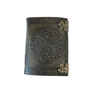 Diario Clásico de Cuero Genuino con Tapa Dura, Papel con Borde Rústico Hecho a Mano, Grabado de Chakras en Carbón, para Lectura y Hechizos - Product Image 2