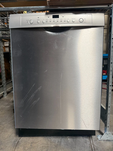 Lavavajillas empotrado Bosch SHE-3AR-7-5-UC de 24 pulgadas, serie 100, modelo de caja abierta con pantalla. - Product Image 2