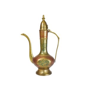 Traditional Brass Surahi Jug For Antique Home Decoration And Cultural <b>Display</b> With Handcrafted Vintage Appeal - Product Image 3