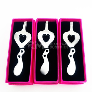 Boîte rose RMI pour pince à épiler à sourcils individuelle, emballage personnalisé en forme de cœur, nouveau design, ensemble de pinces à épiler à sourcils. - Product Image 1