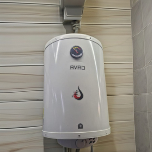 เครื่องทำน้ำอุ่นไฟฟ้าควบคุมด้วยมือ Avro ระดับการกันน้ำ IPX1 ประหยัดพลังงาน สำหรับใช้ในเชิงพาณิชย์และครัวเรือน - Product Image 5