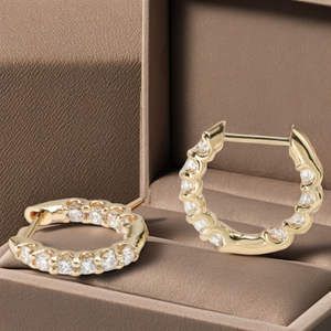 Magnifiques boucles d'oreilles créoles avec diamants de laboratoire, bijoux raffinés classiques et élégants pour mariages, fêtes ou cadeaux d'anniversaire - Product Image 4