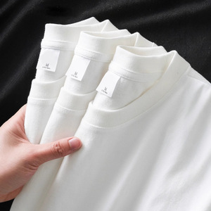 เสื้อยืดคอกลมผู้ชายคุณภาพสูง สไตล์สตรีทแวร์ แขนสั้น ระบายอากาศได้ดี ผ้าฝ้าย 100% ดีไซน์เรียบง่าย - Product Image 2