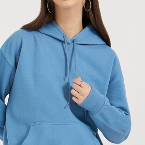 Sweat à capuche pour femme en Spandex/Coton avec logo personnalisé OEM, col court, design optimal, coupe régulière, prix compétitif, idéal pour l'automne et l'hiver - Product Image 3