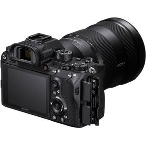 Pour appareil photo numérique hybride Sony Alpha A7 III 4K plein format avec kit objectif FE 28-70mm F1.8-5.6 - Product Image 2