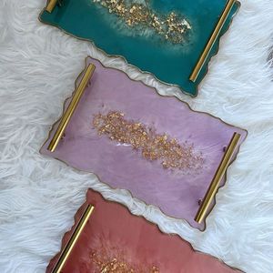 CAN BEST HANDMADE MODERN RESIN TRAY Elegant Rounded Disposable Eco-Friendly Tray for Serving and Home Styling - Product Image 1