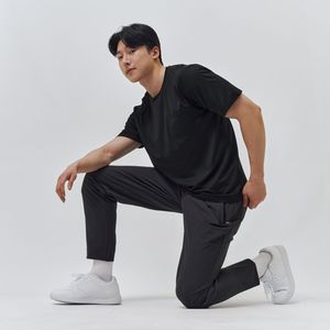 Pantalon décontracté léger en soie glacée CoolFormula, respirant, extensible, infroissable, avec poches zippées sécurisées pour homme - Product Image 6