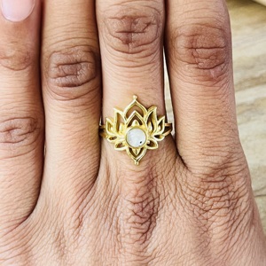 Top Style Demanding Lotus Moonstone <b>Ring</b> Floral Brass Gold Plated <b>Statement</b> <b>Ring</b> Vintage Bohemia Flower Design Wholesale <b>Ring</b> - Product Image 2