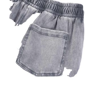 Ensemble deux-pièces personnalisé pour hommes ensemble t-shirt et short délavés à l'acide survêtement en coton épais - Product Image 3