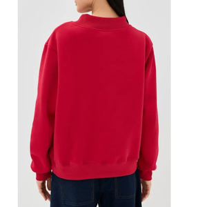 Sudadera de cuello redondo roja para mujer, diseño de letras bordadas Parke, top regular de moda, sudadera de cuello simulado para mujer - Product Image 3