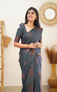 Sari de Seda de Diseño Elegante y Alta Demanda, con Motivos Hechos a Mano, Ideal para Fiestas, Bodas y Regalos, Disponible al Mejor Precio del Mercado - Product Image 2