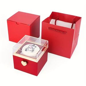 Portagioie a Forma di Orso Rotante con Candela Profumata, Regalo Sorpresa per Proposte di Matrimonio, Categoria Prodotto Elegante e Dettagliata - Product Image 5