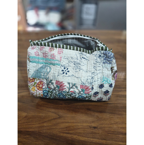 Pochette cosmétique bohème en tissu floral, petite, avec fermeture éclair, portable, multicolore, motifé, cadeau pour elle - Product Image 3
