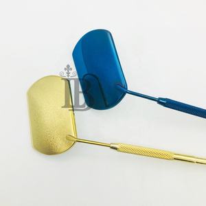 Nouveaux Miroirs Carrés Tendance en Acier Inoxydable Jaune, Miroirs à Cils Carrés Dorés, Nouveaux Cosmétiques Durables en Vison Bleu - Product Image 2