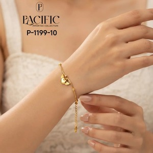 สร้อยข้อมือรูปหัวใจดีไซน์พิเศษ กันน้ำ ไม่หมอง สำหรับผู้หญิง ของขวัญวันเกิด วันวาเลนไทน์ วันครบรอบ มีจำหน่าย - Product Image 4