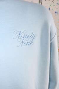 Sudadera de cuello alto color azul cielo, 100% algodón, cuello ancho, hilos finos - Product Image 5