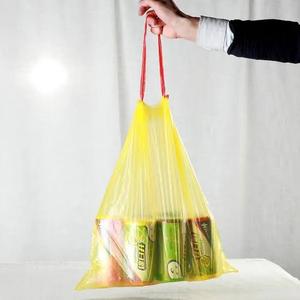 ถุงขยะพลาสติกย่อยสลายได้ TIEN DUC PLASTIC แบบมีฐานก้น HDPE ขนาด 39 แกลลอน หนา 2.0 มิล สีดำ ทนทาน ปิดผนึกด้วยความร้อน พร้อมเชือกรูด รุ่น TD 12 - Product Image 4